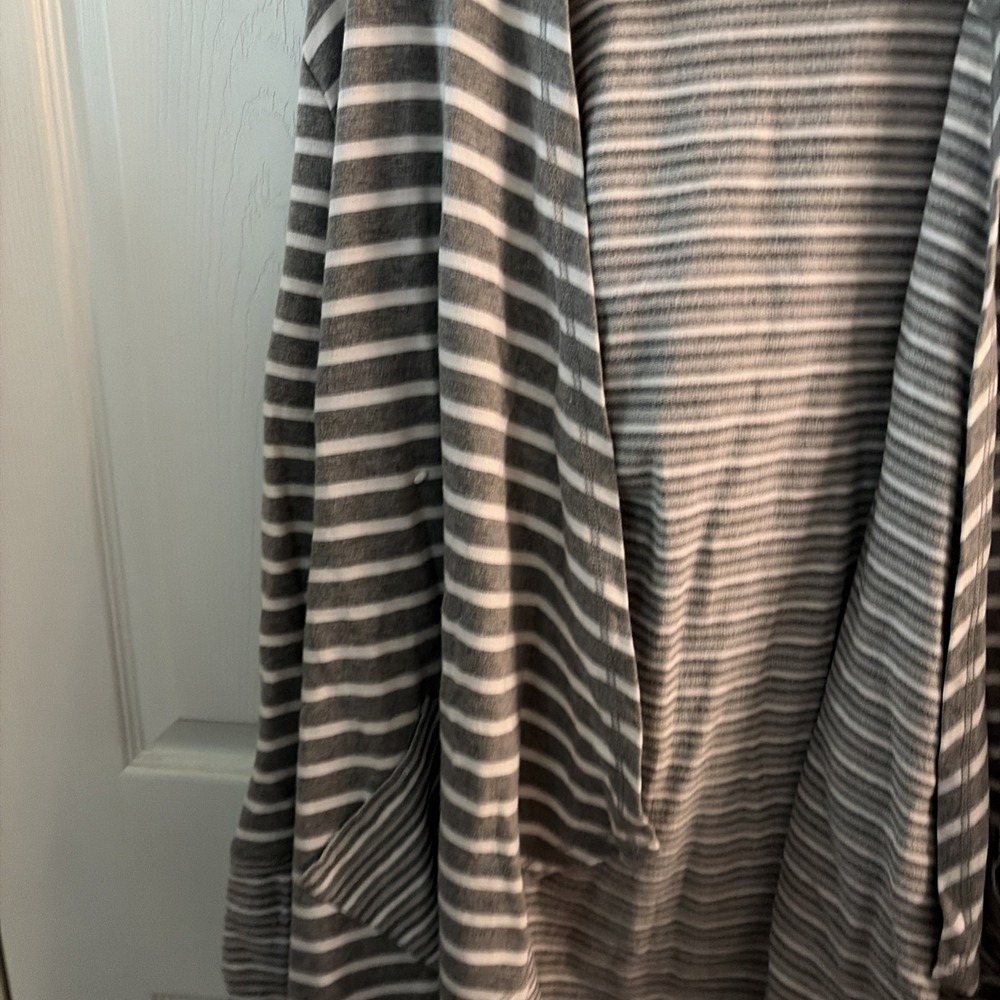 Cable & Gauge Women's Hooded Jersey Striped Blazer‎ Large - Picture 3 of 8
